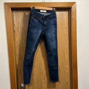 Gap jeans size 28